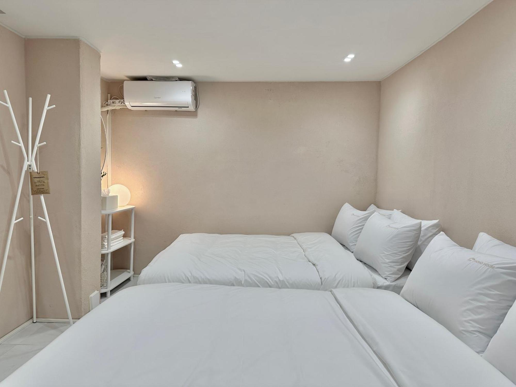 Hoho House Hotel ปูซาน ภายนอก รูปภาพ